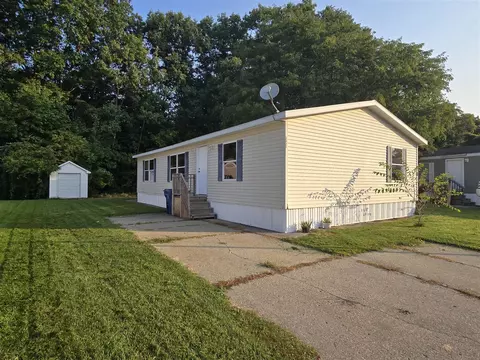 4447 Oakland, Allendale, MI 49401