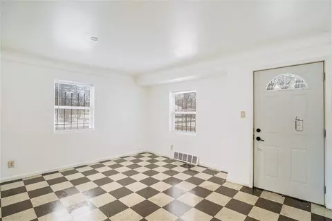 345 E Balltimore, Flint, MI 48505 photo 6