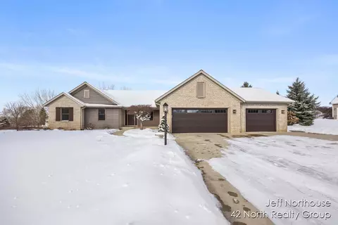 5699 Cannon Hls, Ada, MI 49301