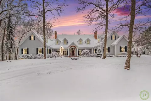 1655 Sterling Oaks, Ada, MI 49301