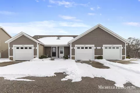 3234 Birch Crk, Kentwood, MI 49512