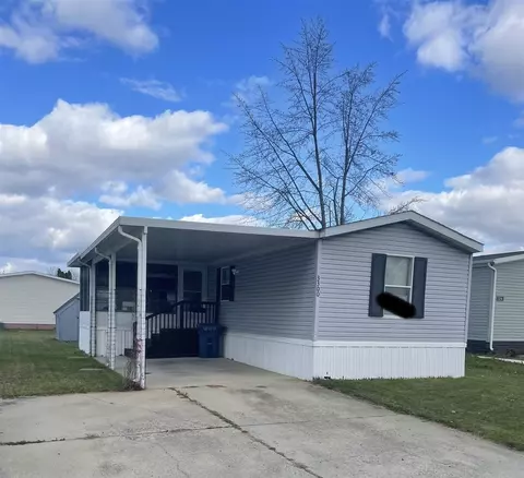 3300 Essingham, Jackson, MI 49201