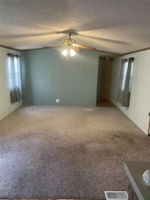 3300 Essingham, Jackson, MI 49201 photo 10
