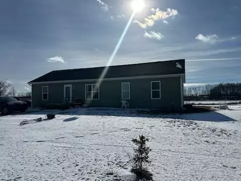 8501 Alvord, Montgomery, MI 49255