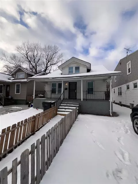 2462 S Liddesdale, Detroit, MI 48217