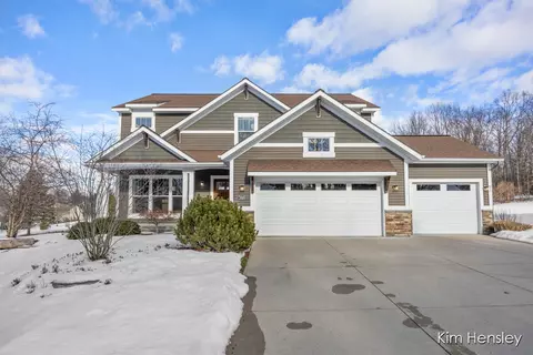 2815 S Saddle Rdg, Rockford, MI 49341
