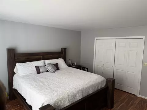 Bedroom - 104 E Gatehouse, Edmore, MI 48829 photo 2 of 4