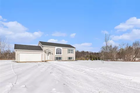 855 Olin Mdws, Sparta, MI 49345