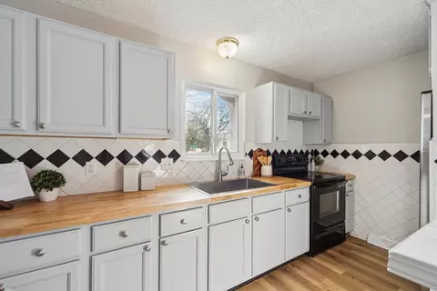 4154 Heathgate, Lansing, MI 48911 photo 14