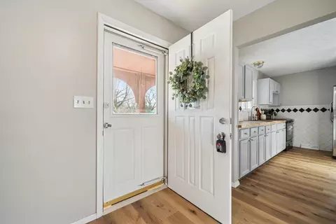 4154 Heathgate, Lansing, MI 48911 photo 6