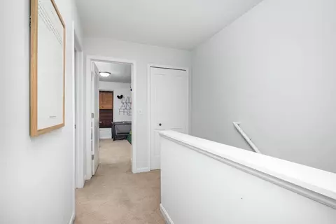 Entry Way - 604 Maple Oaks, Saline, MI 48176 photo 7 of 9