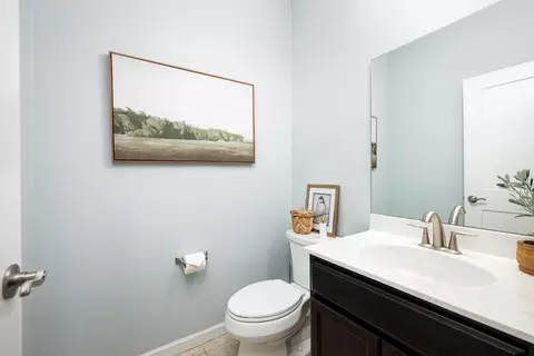 Bath - 604 Maple Oaks, Saline, MI 48176 photo 1 of 5