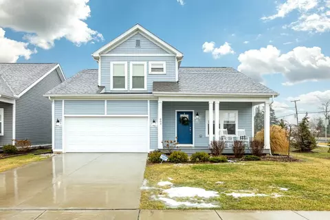 604 Maple Oaks, Saline, MI 48176