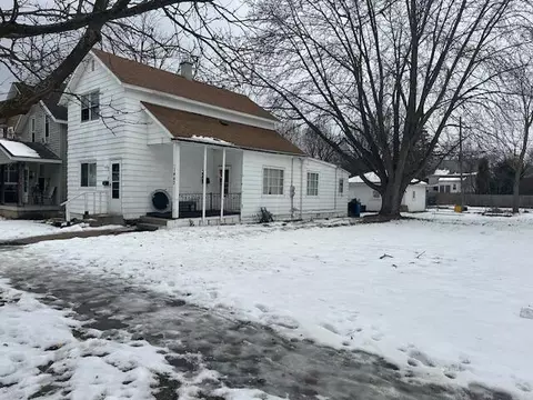 1443 Broadway, Grand Rapids, MI 49504