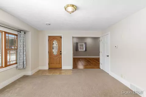 Living - 532 W Main, Stanton, MI 48888 photo 1 of 4