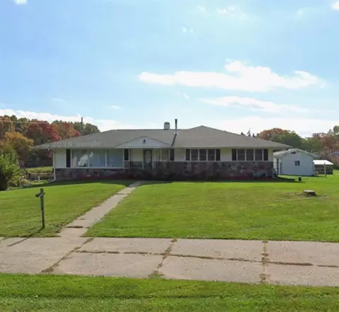 3031 W Berry, Rives Junction, MI 49277
