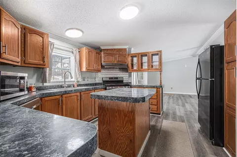 4448 E Riv, Buchanan, MI 49107 photo 7