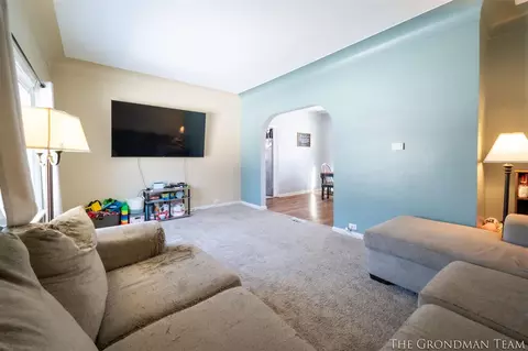 804 Morton, Belding, MI 48809 photo 13