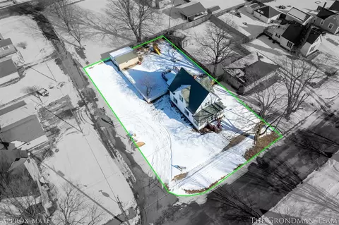 804 Morton, Belding, MI 48809 photo 5