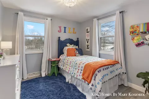 Bedroom - 3016 Mccabe, Ada, MI 49301 photo 4 of 4