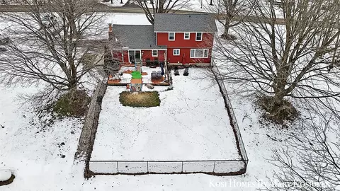 View/Area - 3016 Mccabe, Ada, MI 49301 photo 3 of 5