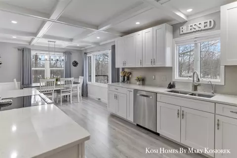 Kitchen - 3016 Mccabe, Ada, MI 49301 photo 2 of 4