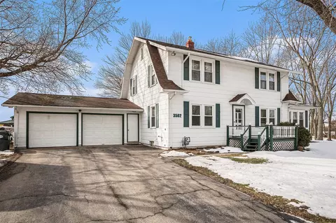 3502 Niles, Saint Joseph, MI 49085