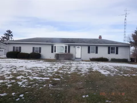 12464 Quaker, Constantine, MI 49042