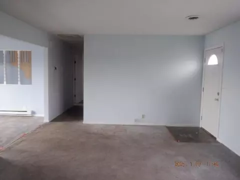 Living - 12464 Quaker, Constantine, MI 49042 photo 2 of 3