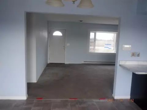 Living - 12464 Quaker, Constantine, MI 49042 photo 3 of 3