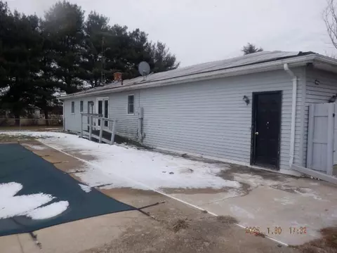Exterior - 12464 Quaker, Constantine, MI 49042 photo 4 of 6