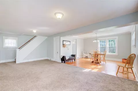 Living - 607 S West, Jackson, MI 49203 photo 3 of 3