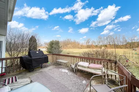 Exterior - 6753 Taylorfield, Jackson, MI 49201 photo 3 of 14
