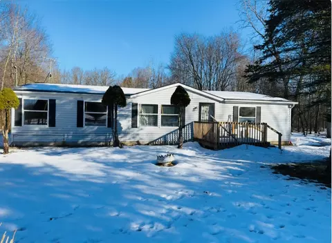 39700 28th, Gobles, MI 49055