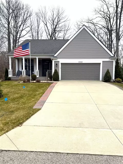 3528 Norton Woods, Norton Shores, MI 49441
