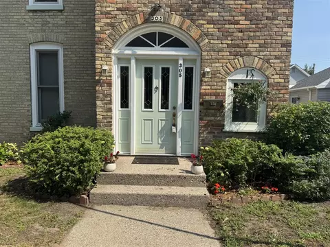 305 E Filer, Ludington, MI 49431