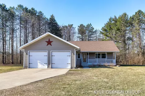6050 Cr 689, South Haven, MI 49090