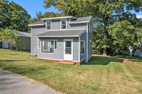 91 N Fair, Newaygo, MI 49337