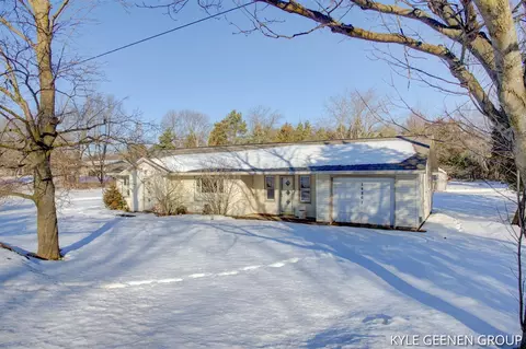 14861 Quincy, Holland, MI 49424