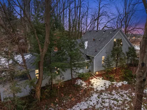 104 Mount Tabor, Buchanan, MI 49107 photo 3