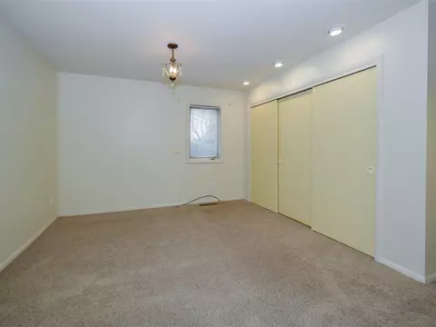 Bedroom - 6680 Ormada, Kalamazoo, MI 49048 photo 3 of 3