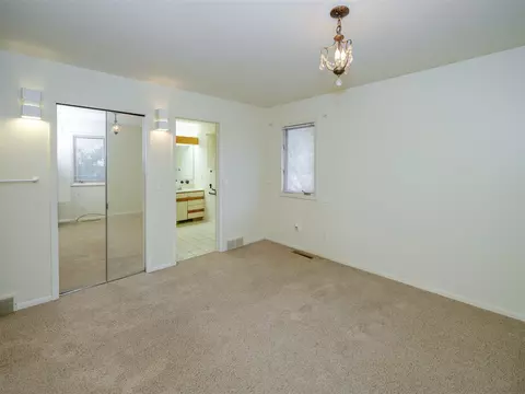 Bedroom - 6680 Ormada, Kalamazoo, MI 49048 photo 2 of 3
