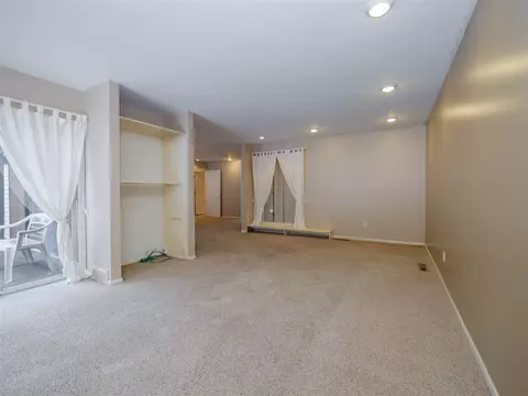 Living - 6680 Ormada, Kalamazoo, MI 49048 photo 4 of 5