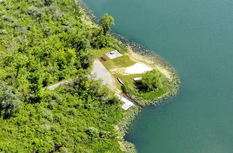 Unit 2 Long Lake, Cassopolis, MI 49031 photo 6