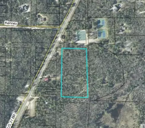 2 927 Helena, Pentwater, MI 49449