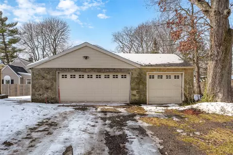 359 Park, Parchment, MI 49004 photo 31