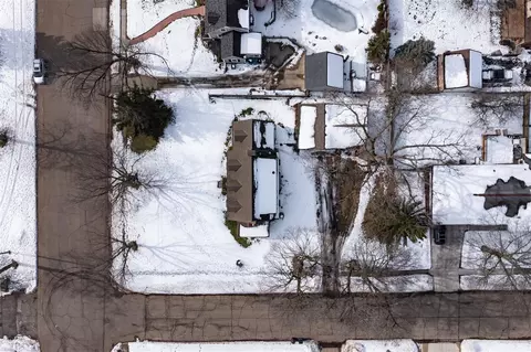 359 Park, Parchment, MI 49004 photo 33