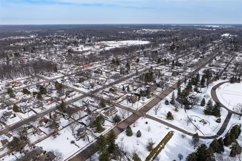 359 Park, Parchment, MI 49004 photo 45