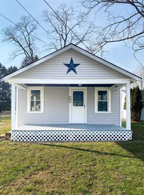 404 Hill, Buchanan, MI 49107