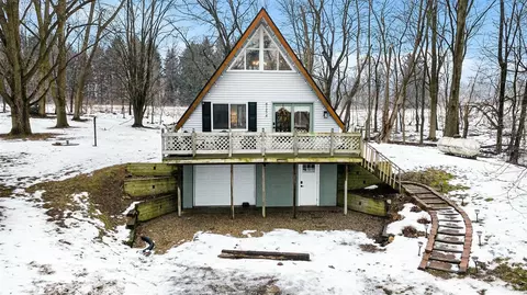 41274 Waukeenah, Paw Paw, MI 49079